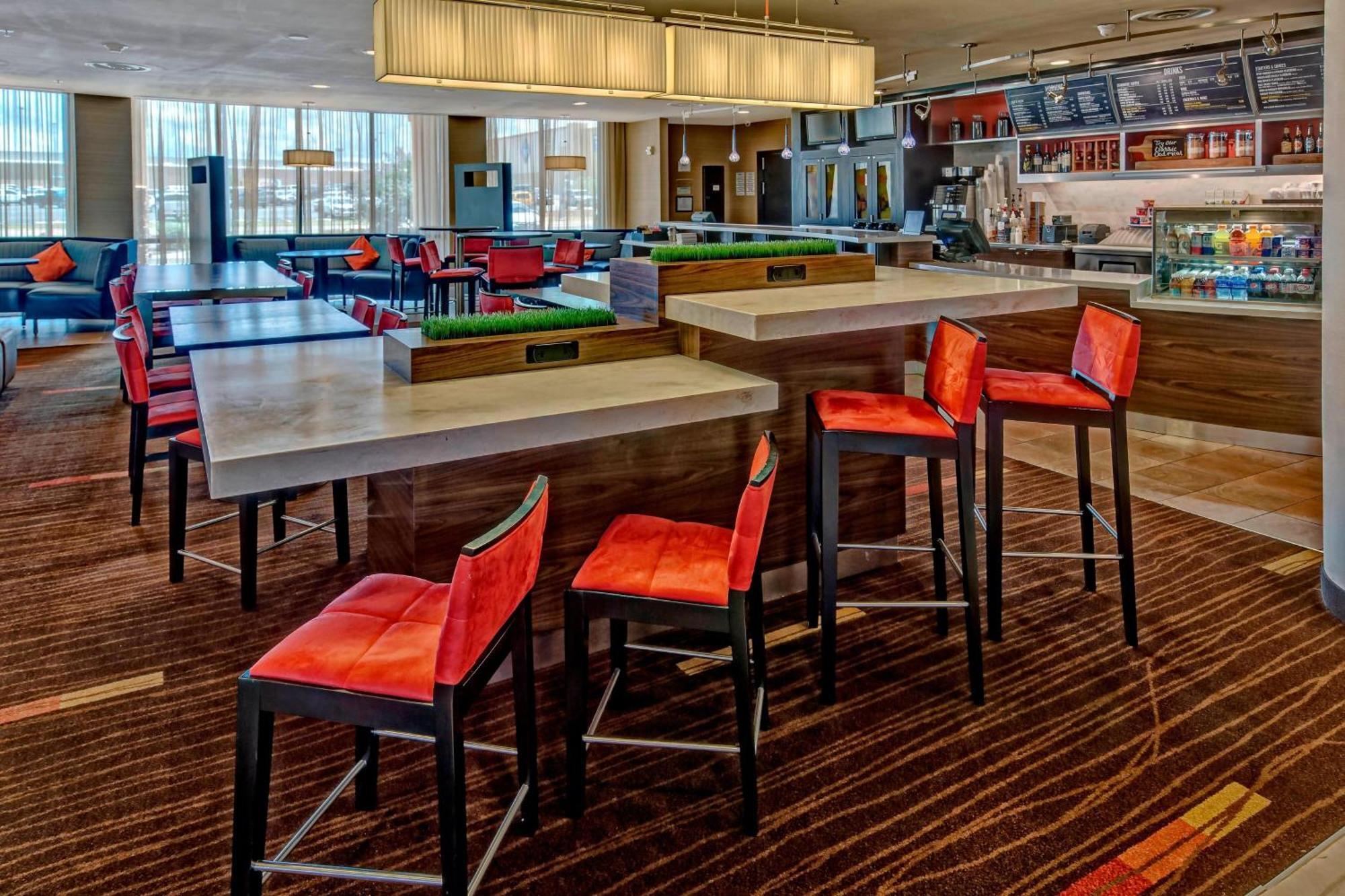 Courtyard By Marriott Midland Hotell Eksteriør bilde