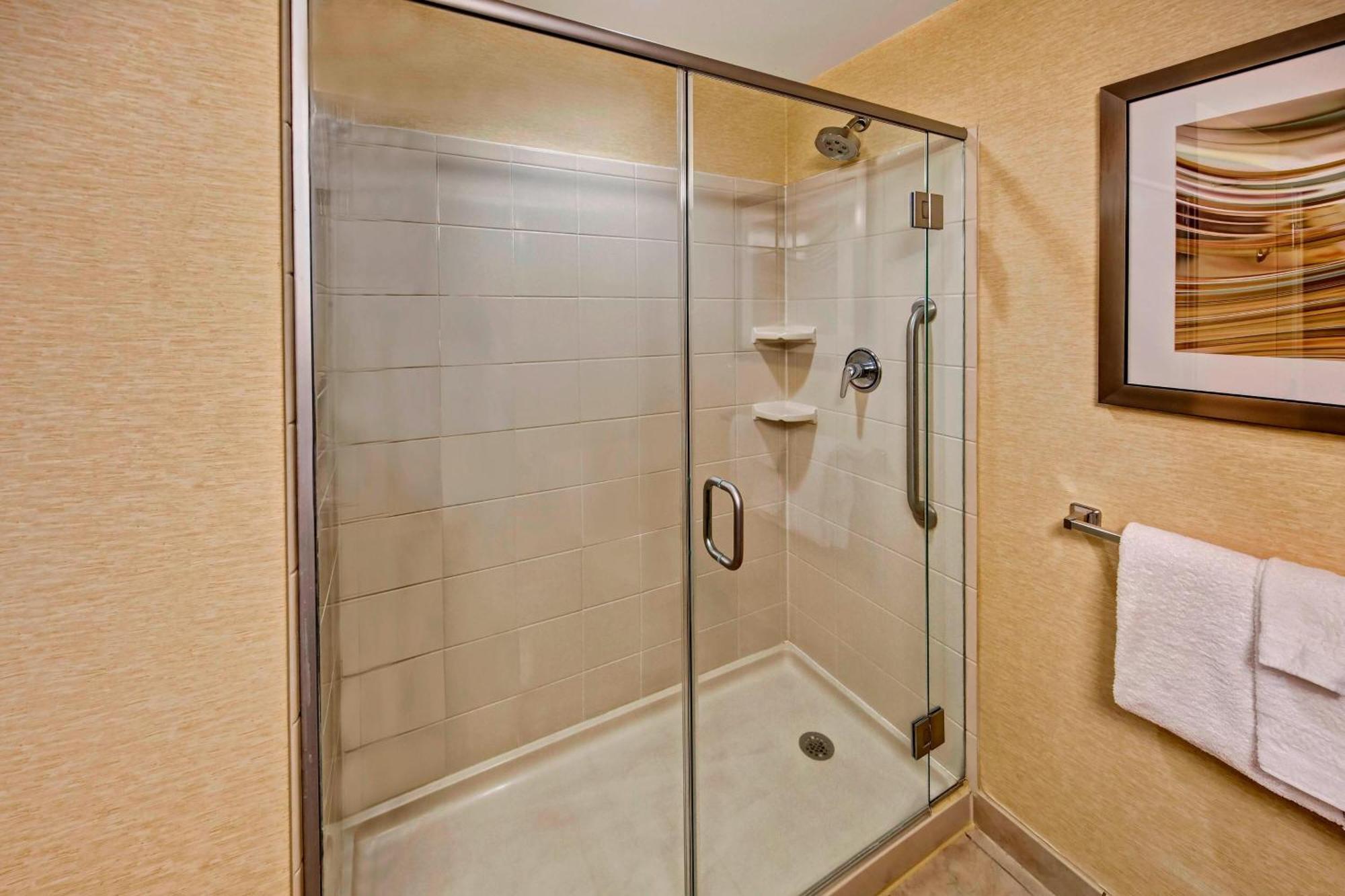 Courtyard By Marriott Midland Hotell Eksteriør bilde