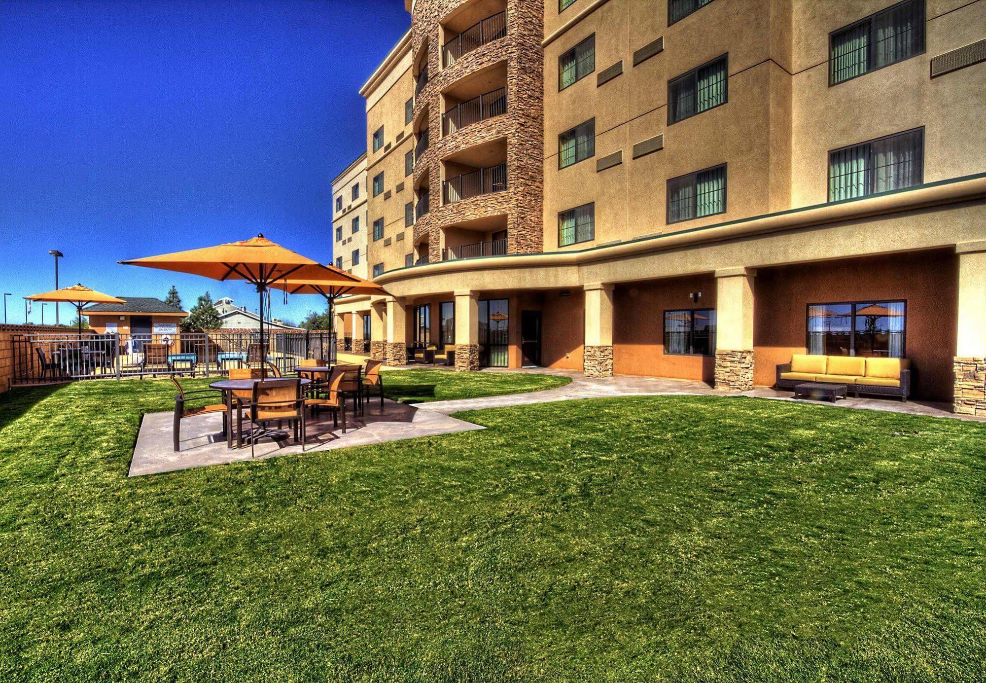 Courtyard By Marriott Midland Hotell Eksteriør bilde